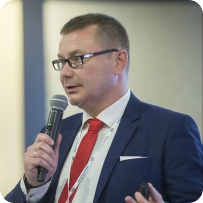 Антон Петров